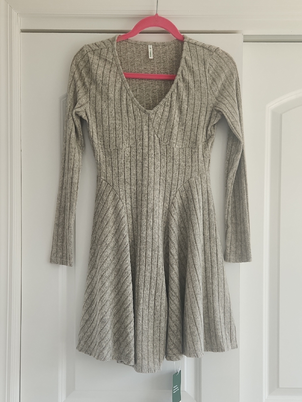 HALARA Ribbed V-Neck Long Sleeve Mini Dress in Warm Grey Floral Velvet